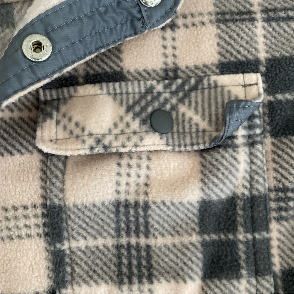 O’Neill Plaid Snap Button Shacket Fleece Women’s XL - Picture 4 of 10